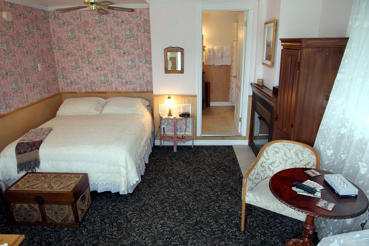 Auberge Des Cevennes LʼAnse-Saint-Jean Zewnętrze zdjęcie
