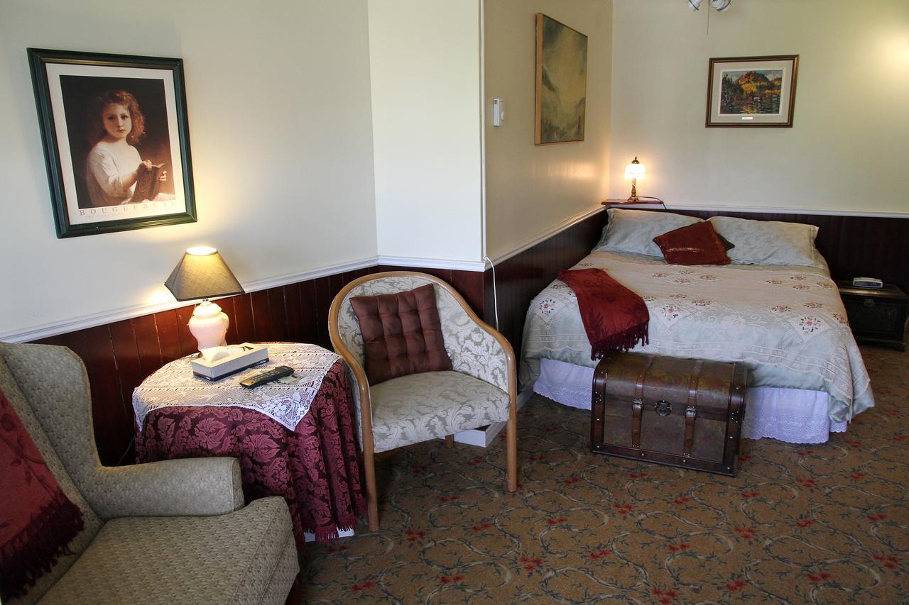 Auberge Des Cevennes LʼAnse-Saint-Jean Zewnętrze zdjęcie